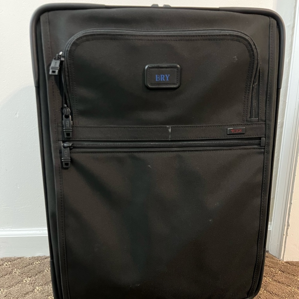 TUMI Alpha 2 Nylon Continental Expandable 2-Wheeled Carry-On